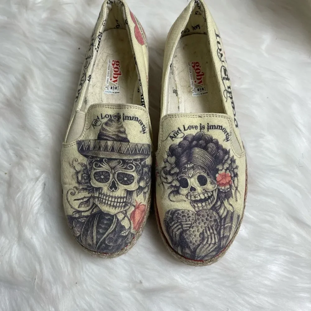 Goby beige canvas skulls print espadrilles slip on loafers Size EUR 37